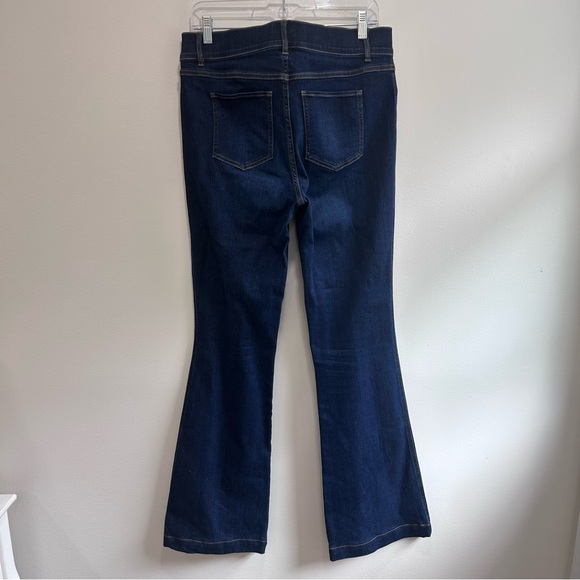 SPANX 20327T Flare in Midnight Shade Pull-on Stretch Denim Jean Size L - Picture 5 of 7